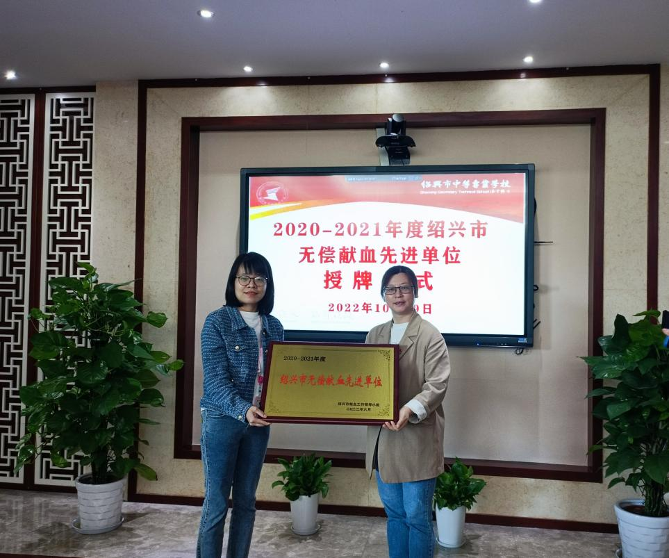 4c03923f78034ad5b346d52589e8d73b.png 4c03923f78034ad5b346d52589e8d73b.png